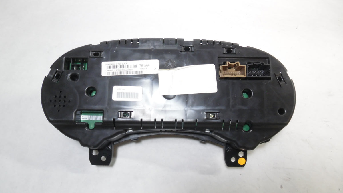 2013 Dodge Durango Speedometer Cluster MPH 3.6L OEM A899