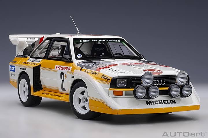 1/18 Model Car J33307