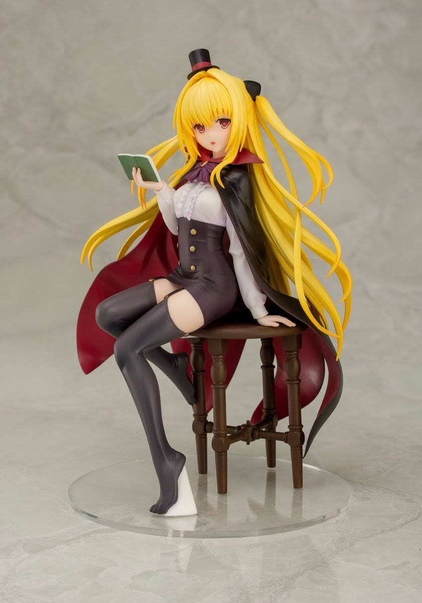 1/7 Scale Figure F462