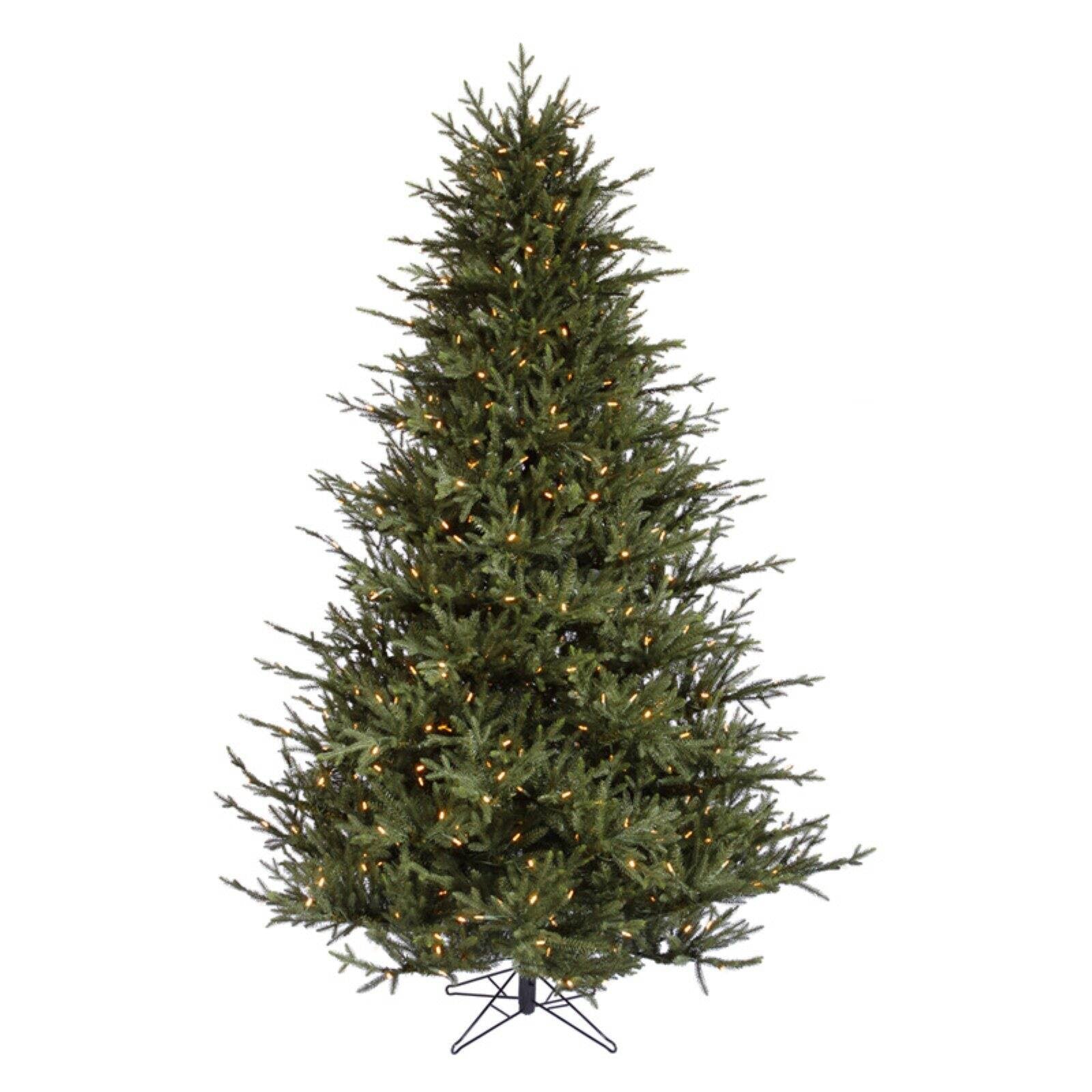 9.5 ft. x 76 in. LED Wreath B594