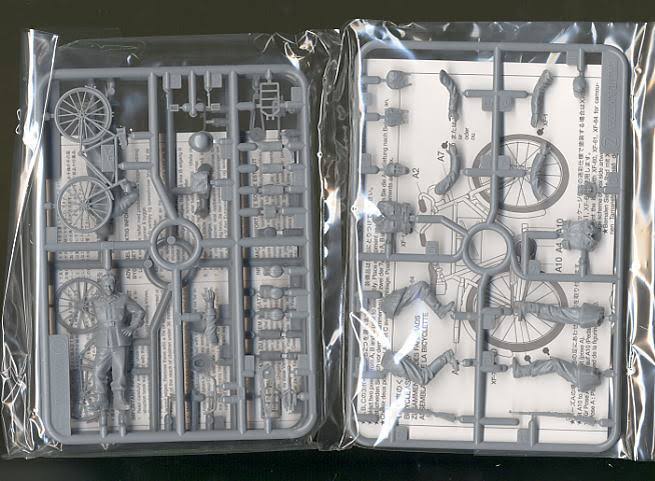 German Soldiers with Bicycles 1/35 scale kit R22973