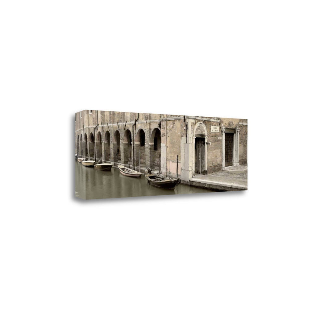 Canal Boats with Passageway J70357