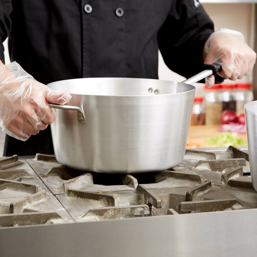 8.5 Quart Aluminum Sauce Pan M90707
