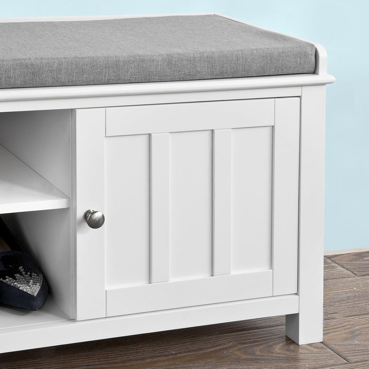 White Shoe Storage Bench with 2 Doors and Removable Seat Cushion B584243