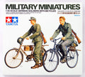 German Soldiers with Bicycles 1/35 scale kit R22973