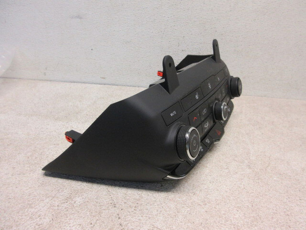 Pre-Owned Dodge Durango Heat A/C Temperature Control Unit N219