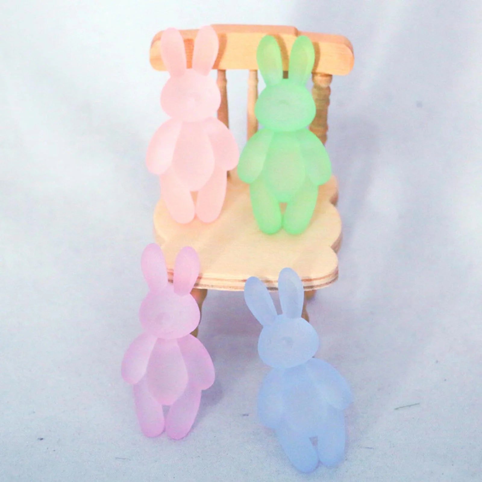 1/12 Scale Resin Rabbit Sculpture Dollhouse Model W7584
