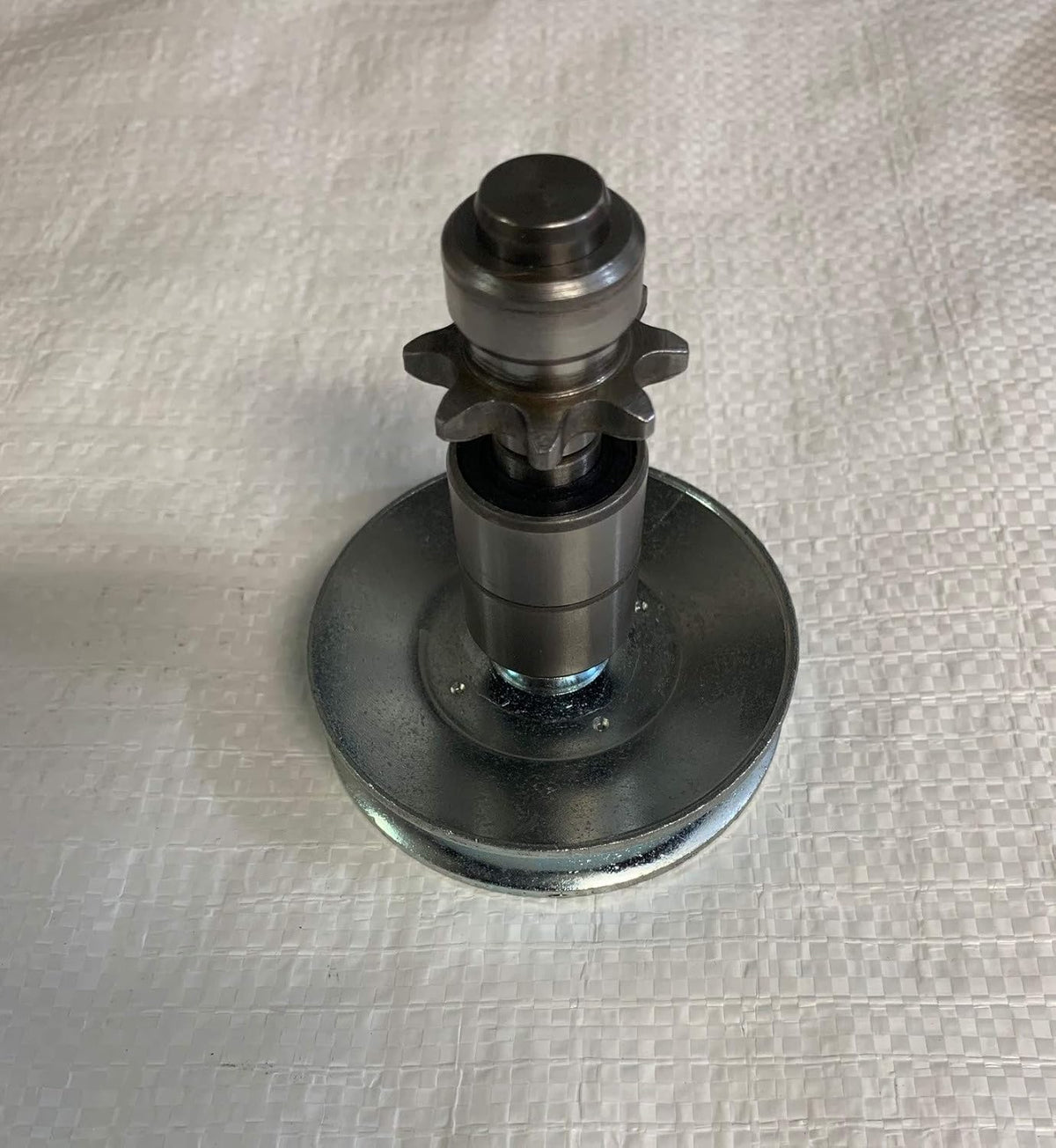 Jack Shaft W/Pulley & Sprocket for 20"-25" Mower X21312