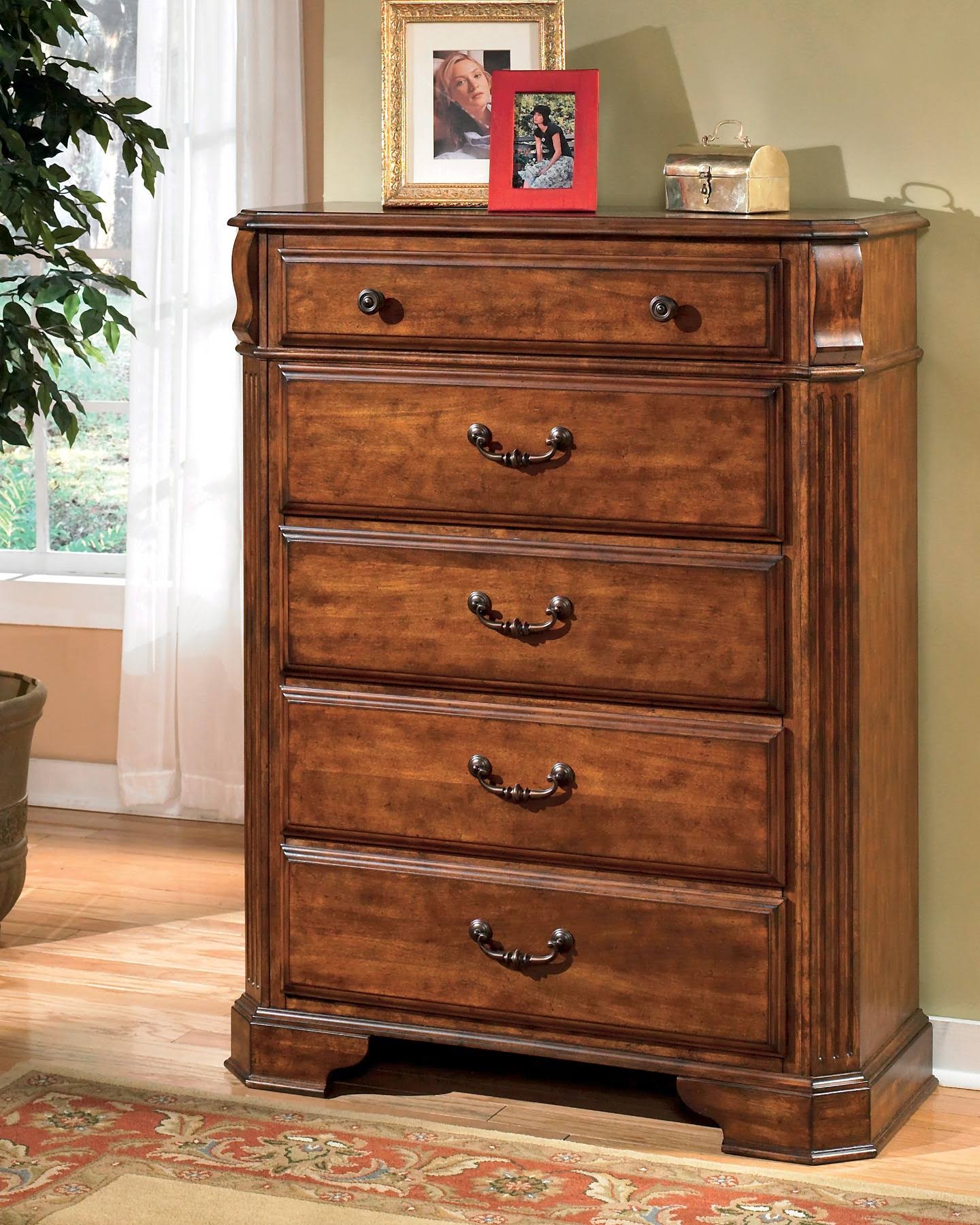 Brown Chest R340022