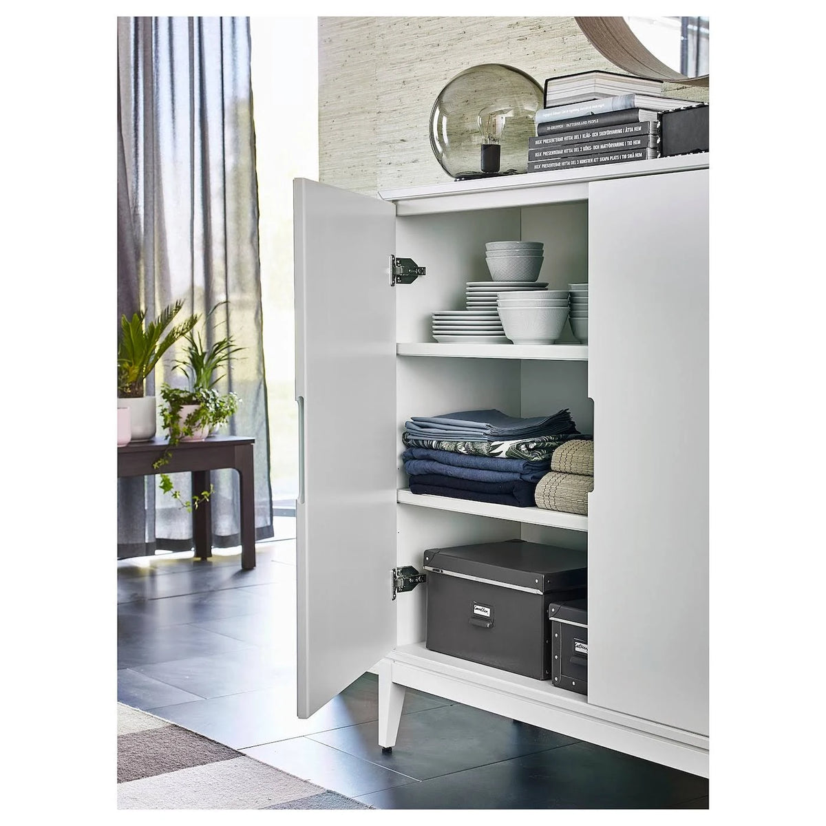 White Cabinet R55685