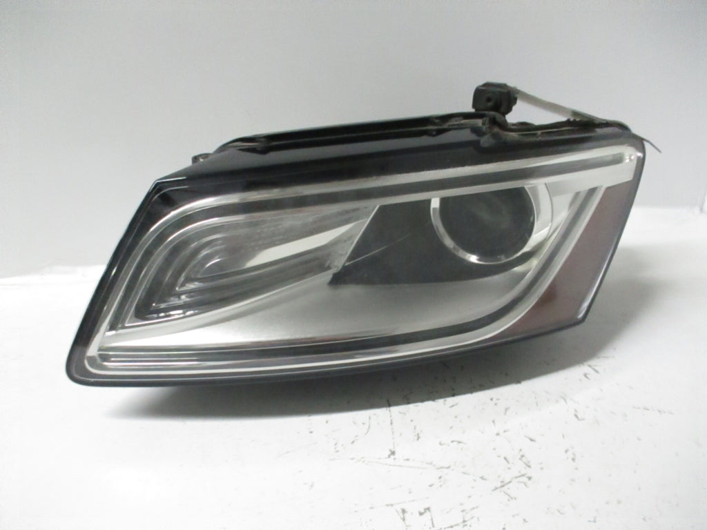 Pre-Owned Audi Q5 Driver LH Head Light Lamp O361520