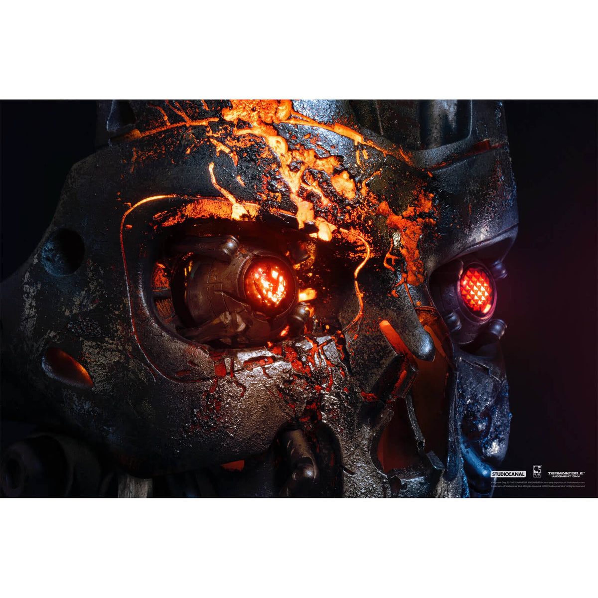 Battle Damaged Art Mask E681885